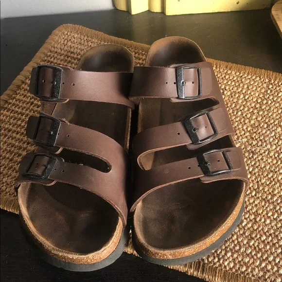 Betula Women's Brown Triple-Strap Sandals - Picture 3 of 10